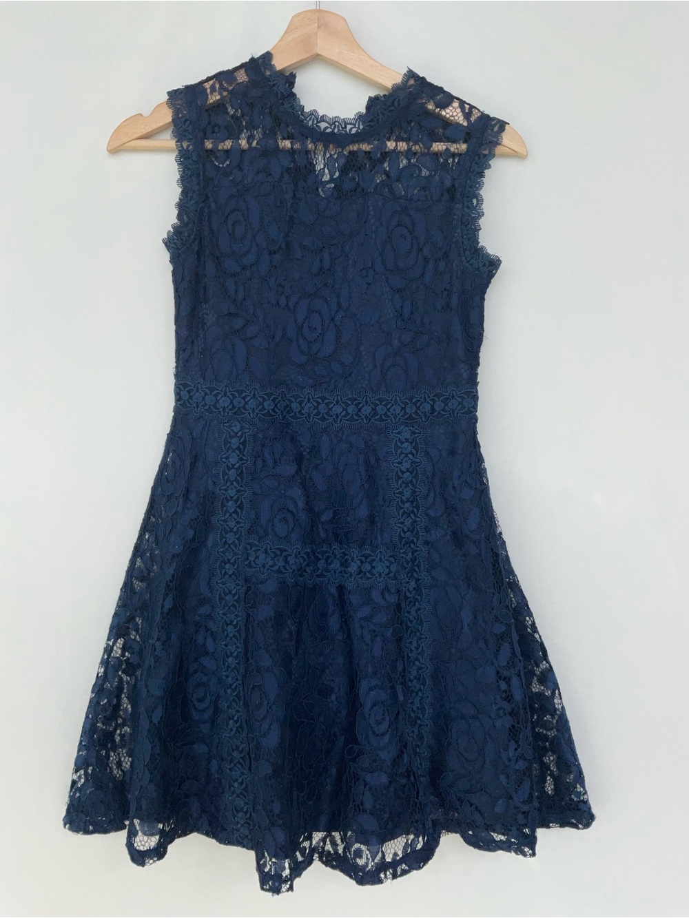 TrendStitch Navy Sleeveless Lace Fit-and-Flare Dress
